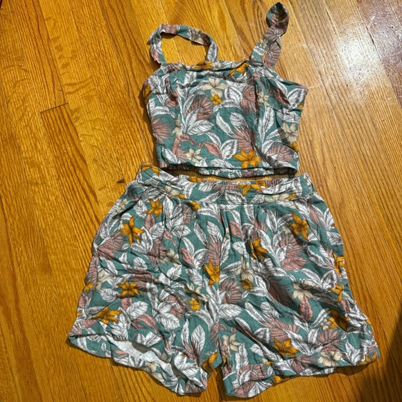 Aeropostale Floral Print Set - Picture 3 of 6